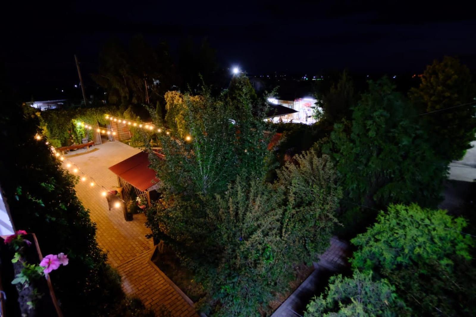 В Гостях На Иссык-Куле Hotel โชลปอน-อาตา ภายนอก รูปภาพ